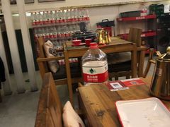 -毛辣果·贵州红酸汤牛肉火锅(西单店)