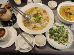 -花溪雨·森林餐厅(石基店)