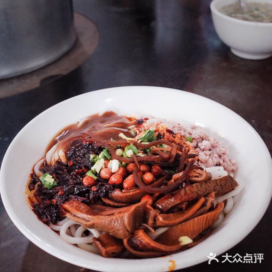 周记南水路肚条鸡粉面馆(七十三医院店)