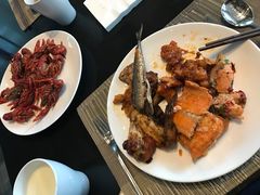 -飨食汇全日制餐厅·昆山皇冠假日酒店(九方店)