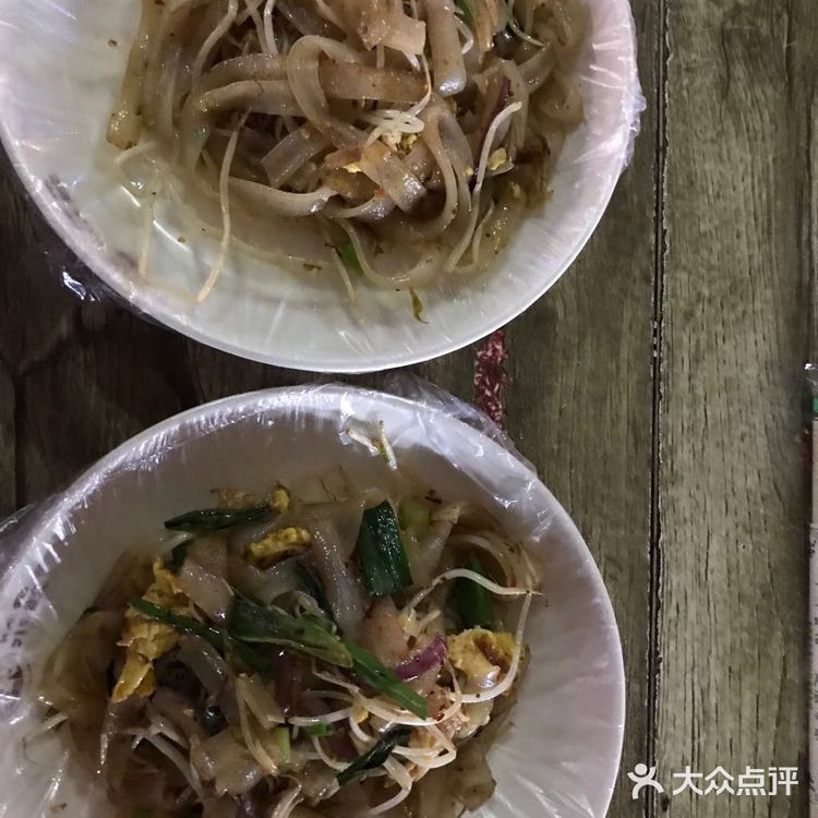 四川经停，逛逛夜市，人间烟火气，最能慰人心。