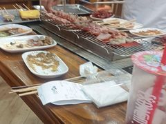 -哈尔滨小酒馆·鲜肉现穿自助烧烤(康新花园店)