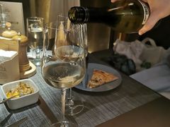 -卡普里披萨·牛扒·下午茶