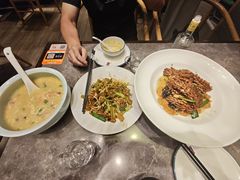 -闫府私房菜·百年鲁菜(恒隆店)