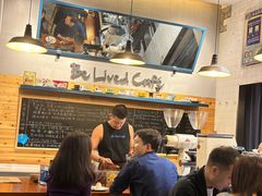 -Be Lived Cafe比例咖啡(摩天轮店)