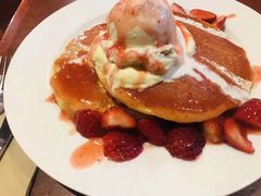 -Pancakes on the rocks(Darling Harbour)