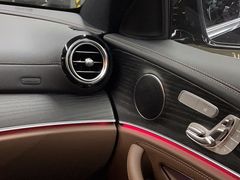 -上海星瀚奔驰4S店(红柳路店)