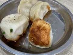 -黄阿姨锅贴大王(万航渡路店)