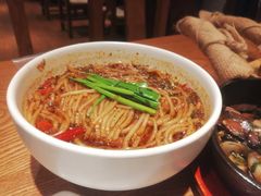 小锅米线-云海肴云南菜(正大广场店)
