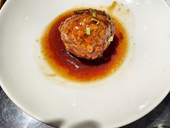 咸蛋黄狮子头-梅飞酒家(桑园路店)