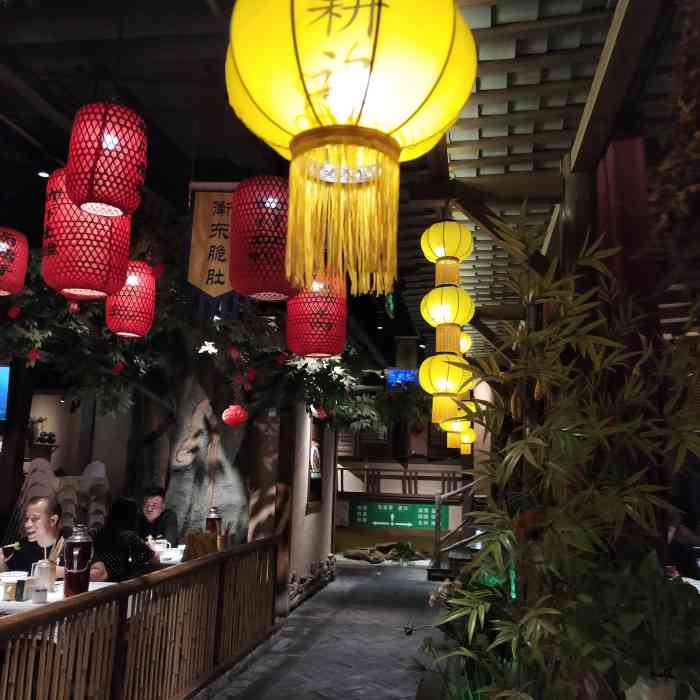 农耕记·湖南土菜(车公庙店)-"经常在地铁站地广里看到的湘菜馆,今天