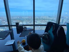 -怡豪大饭店·银顶旋转餐厅