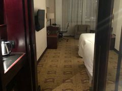 -北京保利大厦酒店(东四十条地铁站店)