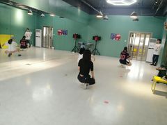 -零下舞度·街舞连锁机构(直沽校区)