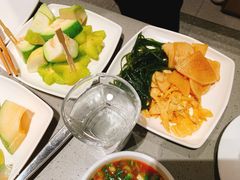 餐前小吃-海底捞火锅(珠影星光城夜宵主题店)