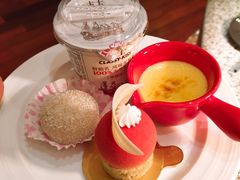-东莞塘厦三正半山温泉酒店·沙利文西餐厅