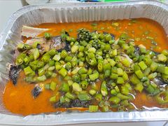 碧绿青椒芒果鱼-夯鱼烤鱼·尔滨地标美食(保健路店)
