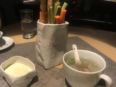 -穹六人间 people 6(岳阳路店)