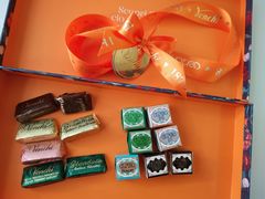 -VENCHI 闻绮(北京国贸商城店)