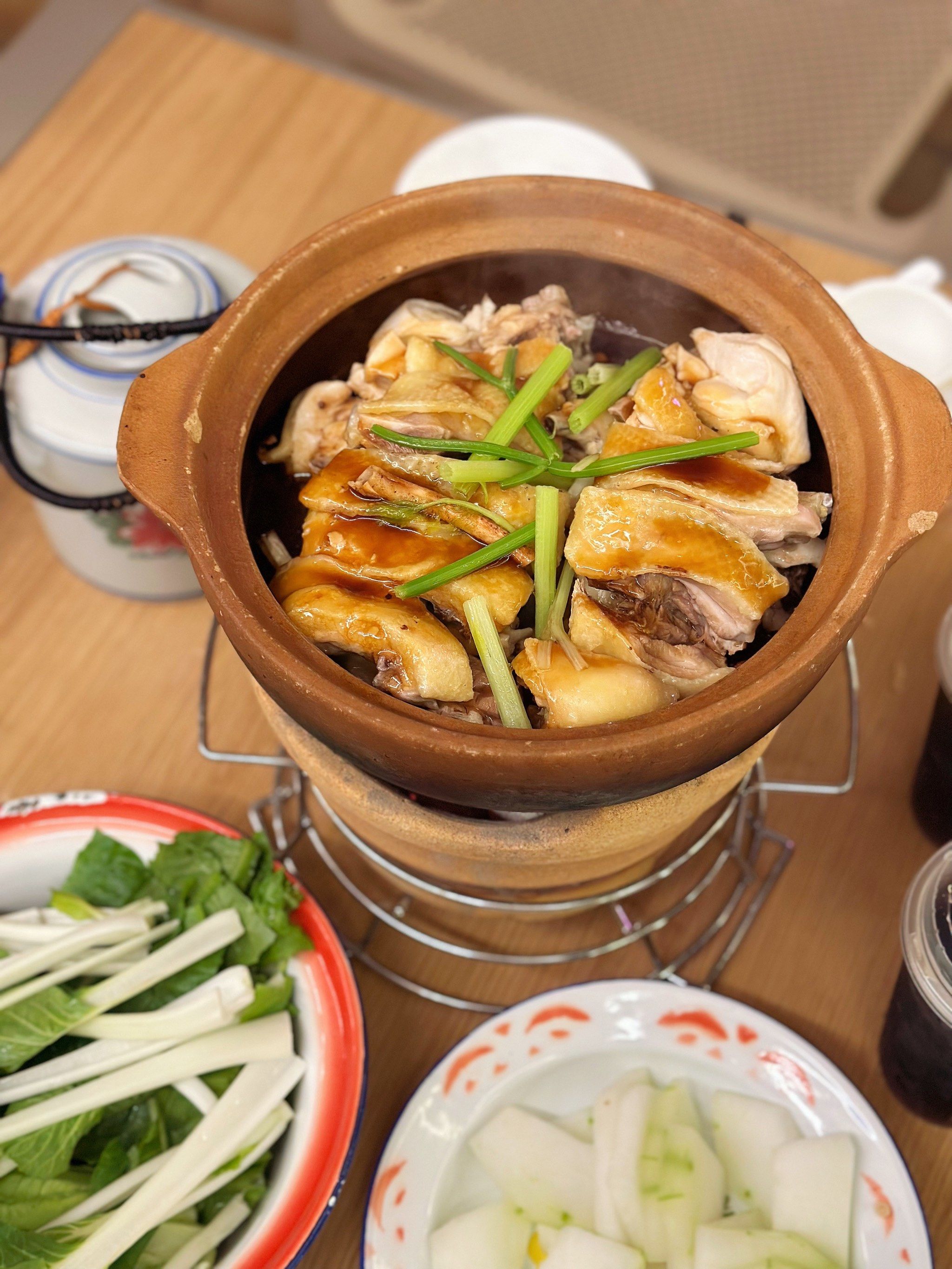 在清远这个五指毛桃啫鸡煲太绝了吧
