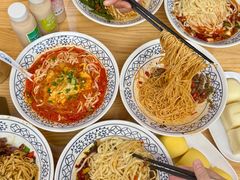 -李与白包子铺(桐梓林店)