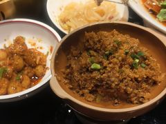 -川流不息·地道川菜·小龙虾(新松江路店)