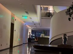 -秀·吧 Show Bar(兰州盛达希尔顿酒店)