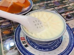 -广信牛奶甜品世家(台东店)