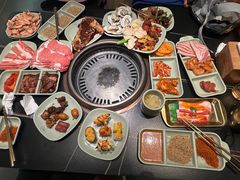 -梨花自助烤肉(西三旗万象汇黑金店)
