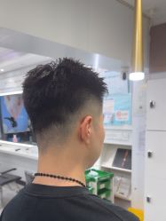 -镁连社·美联社