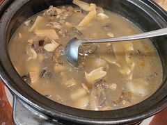 -菌之家·专业纯野生菌火锅·特色炒菌