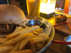 辣味炸鸡汉堡-COMMUNE幻师(上邦百汇城店)