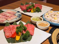 -炼火烤肉店