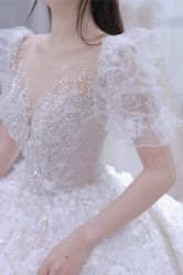 -莫小姐婚纱