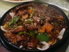 铁板牛仔骨-眷江南之小蓝鲸(王府大街店)