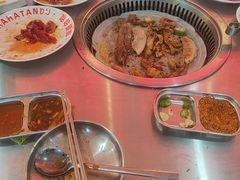 -哈哈碳都·牛肋条无限自助烤肉(宝龙店)