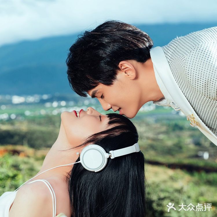 不出国门感受别样的风景大理旅拍婚纱照