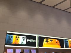 -Apple零售店(华贸购物中心店)