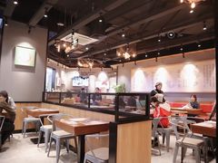大堂-渝是乎川渝小炒(新世界百货望京店)