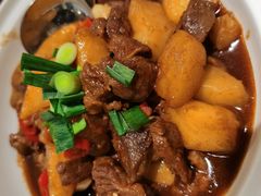 土豆烧牛腩-胡子大厨·超级小炒肉(晶耀前滩店)