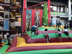 -蒙特利亲子乐园