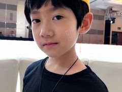 -潮童星少儿模特时尚中心(黄浦博荟广场店)
