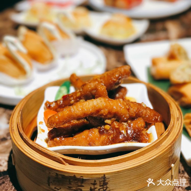 广式招牌点心之一，个大皮薄