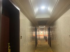 -宸玥酒店(成都西南财大地铁站店)