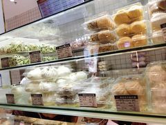 -白玉兰食品甜凤店(合生汇店)