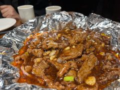 铁板黑椒牛柳-老兰家传统烧烤炒菜泡馍(小南门店)