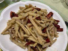 干煸藕丝-旅宁大酒店