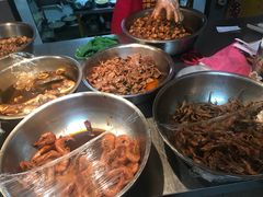 -蓝精灵饺子店