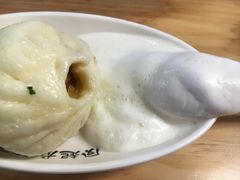 -凤起龙游老面包子(凯德晶品店)