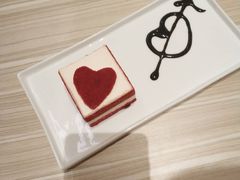 红丝绒蛋糕-必胜客(桐乡吾悦广场店)